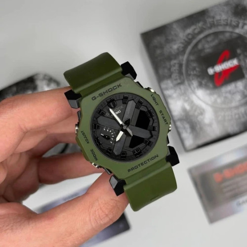 ساعت مچی مردانه کاسیو مدل GA-2300 رنگ سبز