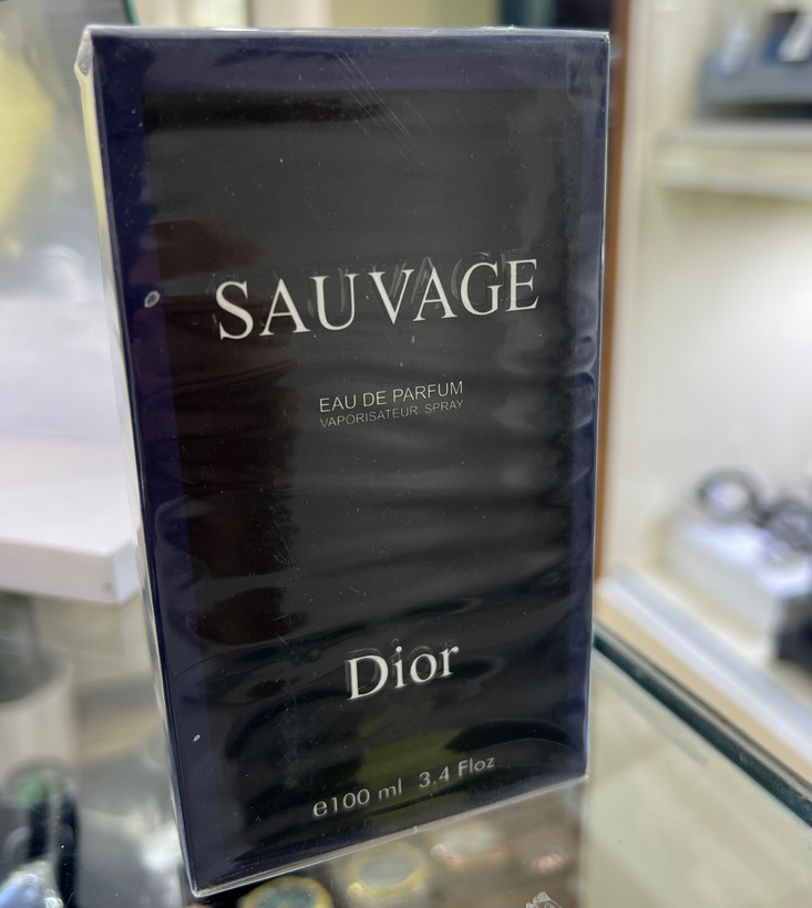 عطر مردانه نیفتی مدل ساواج دیور حجم 100 میلی لیتر