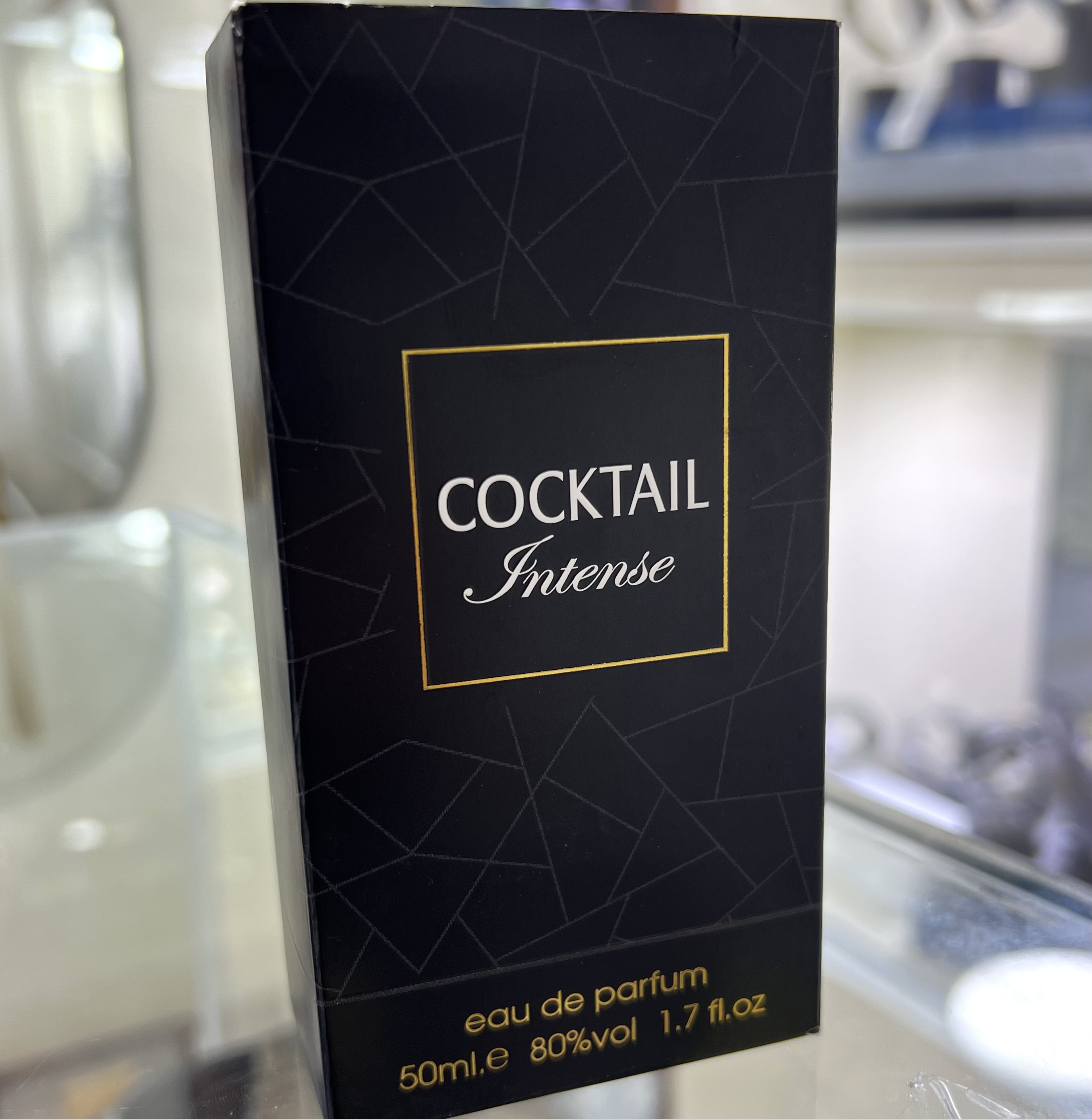 عطر فراگرنس ورد رایحه کوکتل اینتنس حجم ۵۰ میلی لیتر